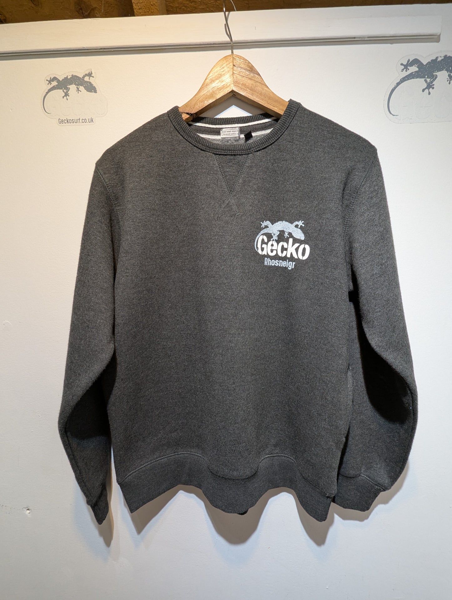 Gecko Crewneck
