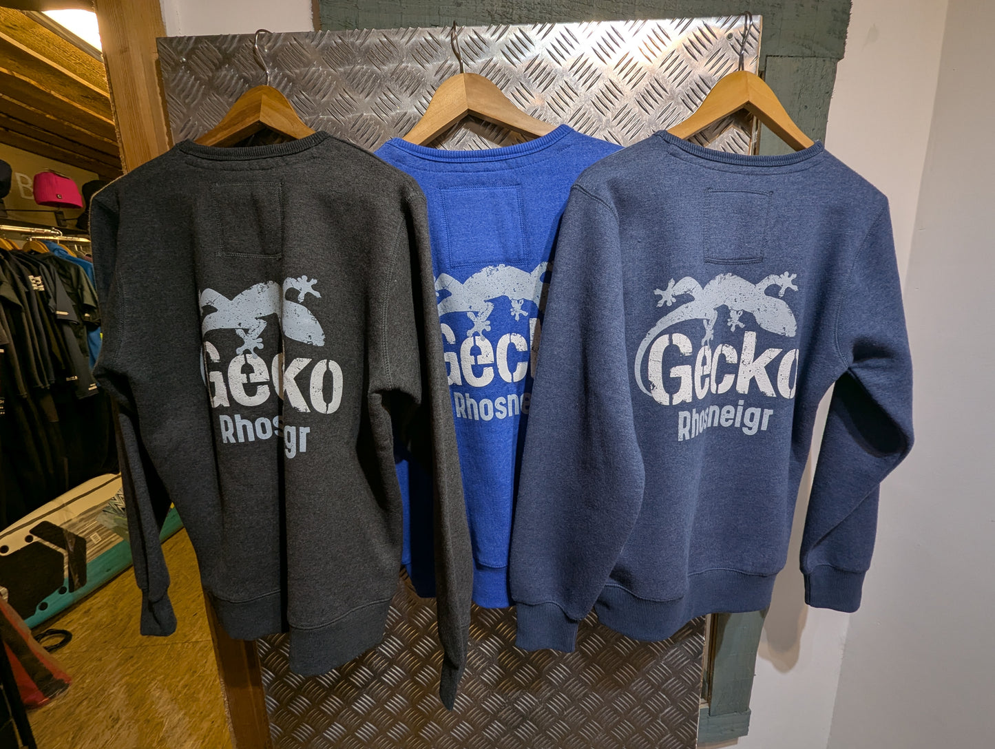Gecko Crewneck