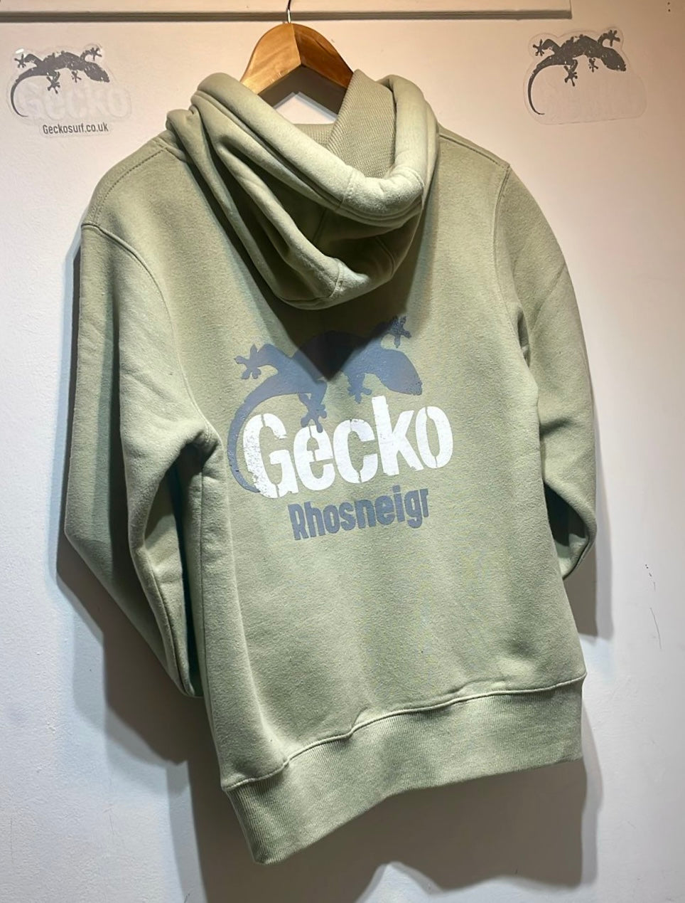 Gecko Contrast Hood