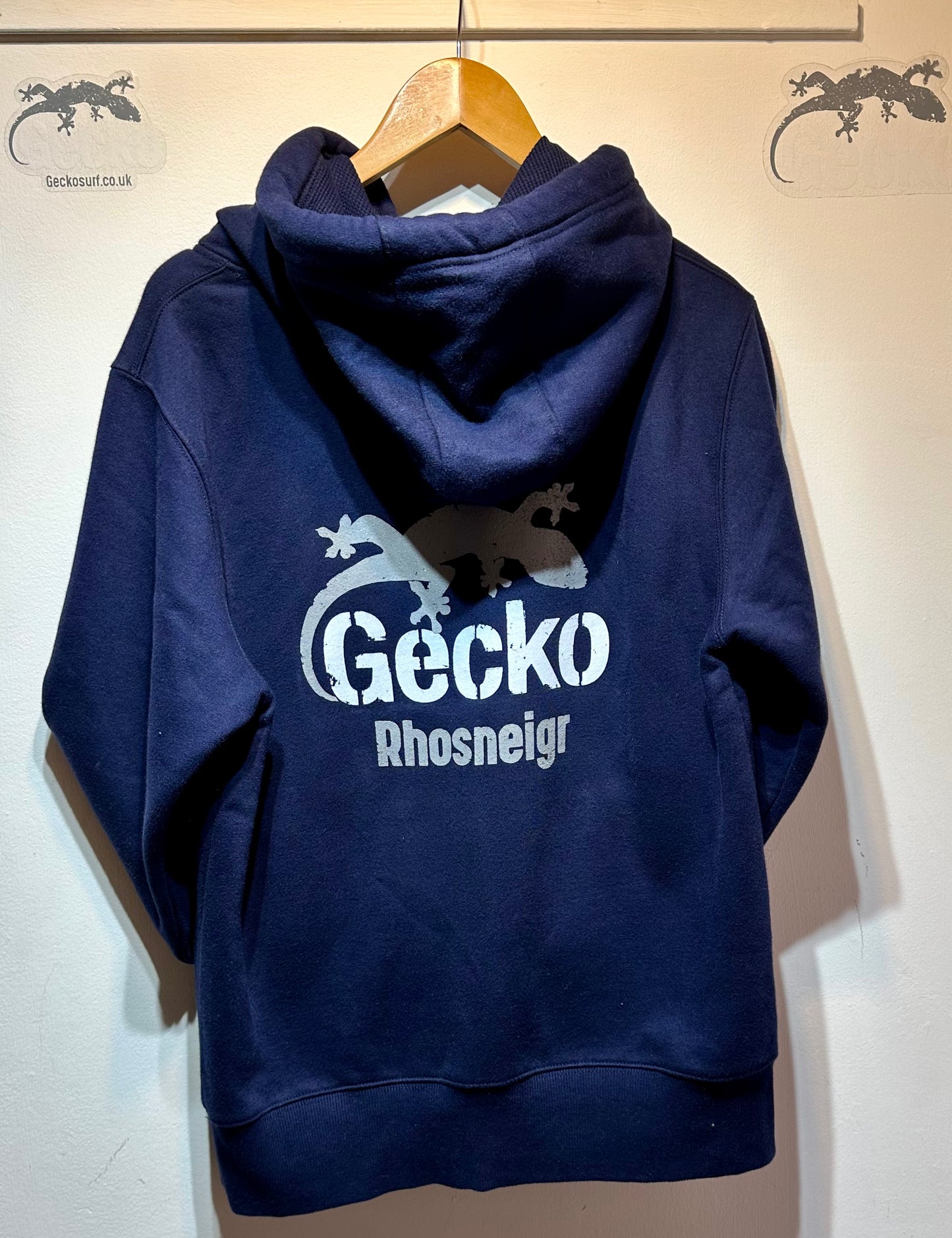 Gecko Contrast Hood